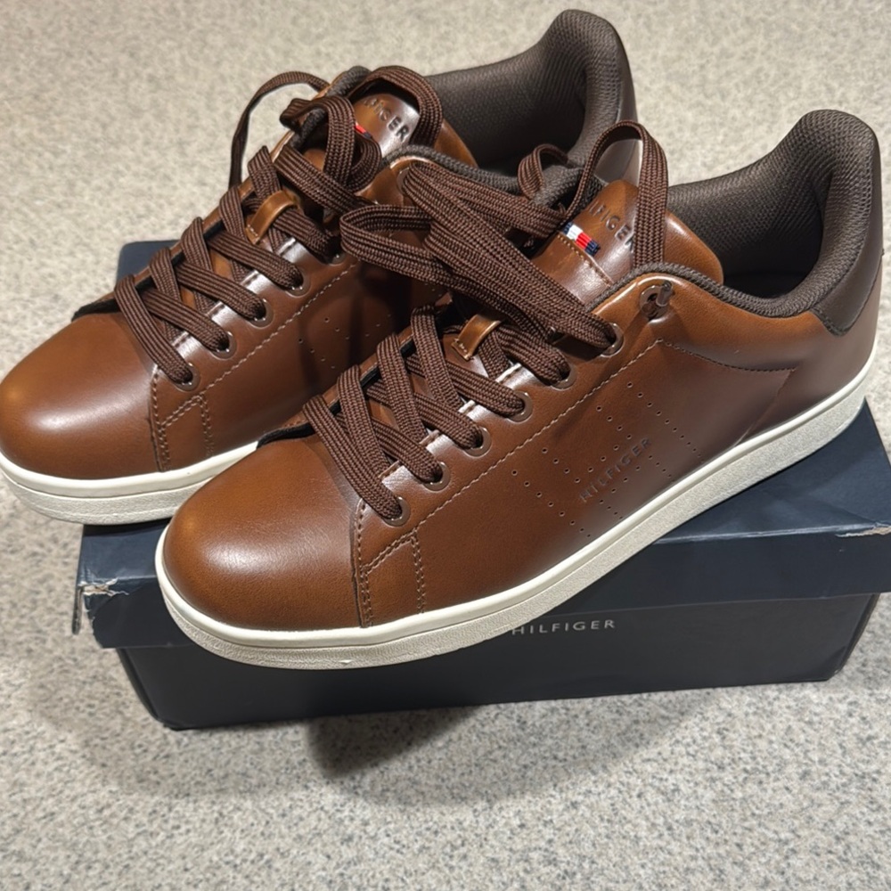 Tommy Hilfiger Men's Leather Brown Sneakers
